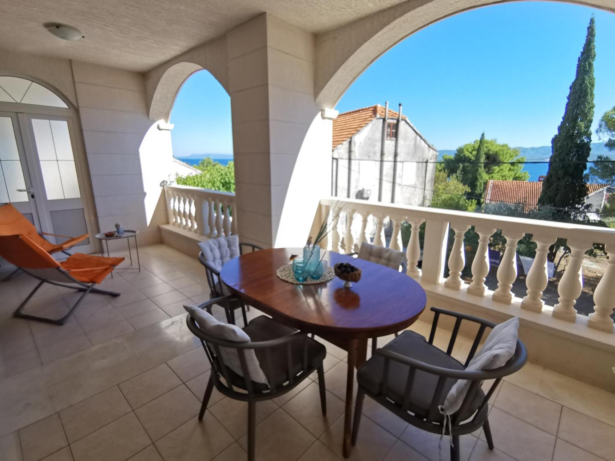 Villa Mira Bol Rum bild